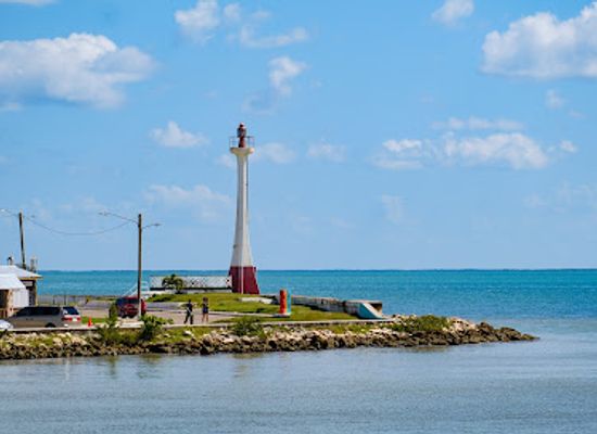 belize/belize-city/downtown-belize-city/landmark/baron-bliss-lighthouse
