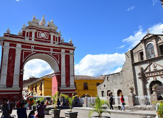 peru/ayacucho/landmark/arco-del-triunfo