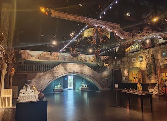 france/ile-de-france/landmark/les-pavillons-de-bercy-musee-des-arts-forains