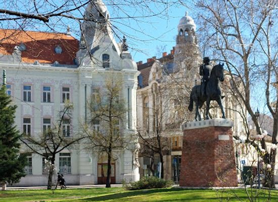 hungary/szeged/tiszaliget/landmark/szechenyi-square