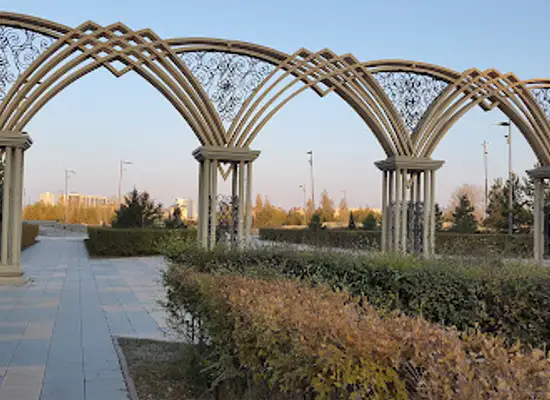 kazakhstan/nur-sultan/landmark/central-fountain