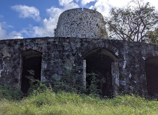 british-virgin-islands/salt-island/landmark/catherineberg-estate-ruins