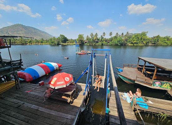 cambodia/kampot/landmark/arcadia-backpackers