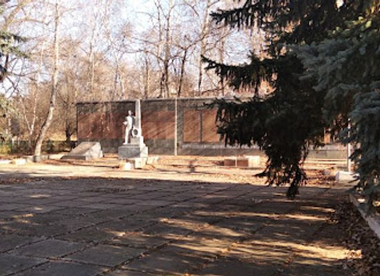 ukraine/donbas/landmark/voyinam-velykoyi-vitchyznyanoyi-viyny