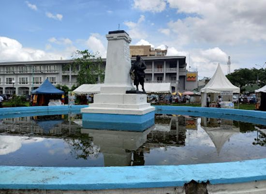 cameroon/douala/bonanjo/landmark/parc-bonanjo