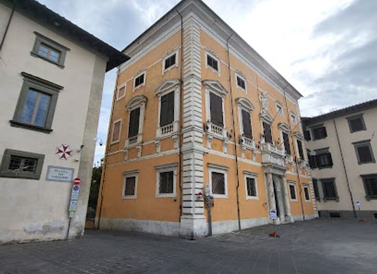 italy/pisa/landmark/palazzo-del-consiglio-dei-dodici