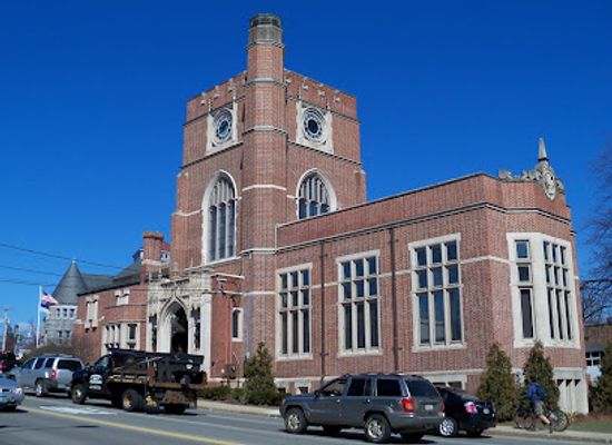 new-hampshire/nashua/landmark/hunt-memorial-library
