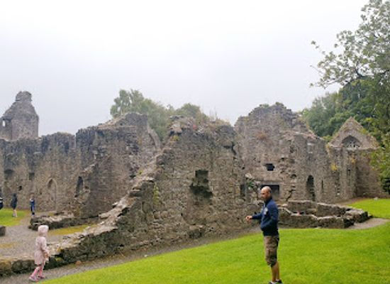 ireland/connacht/landmark/portumna-castle-gardens