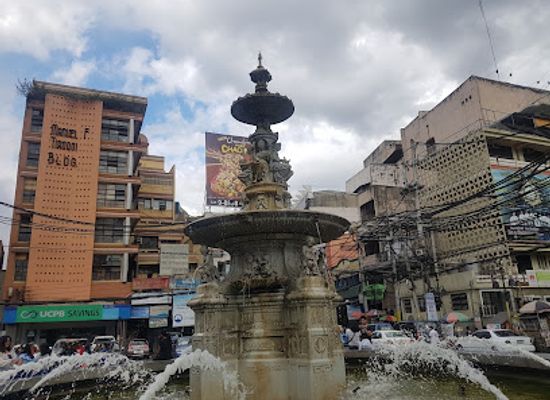 philippines/manila/landmark/carriedo-fountain