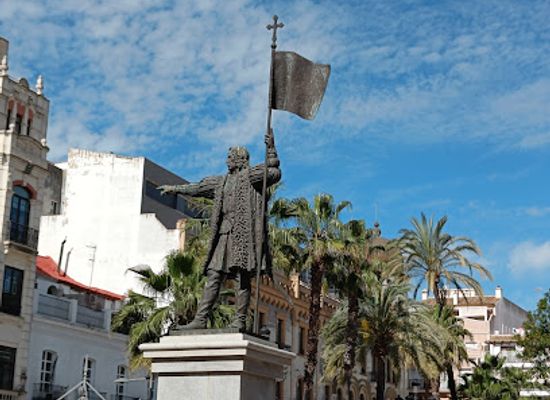 spain/huelva/landmark/plaza-de-las-monjas-huelva