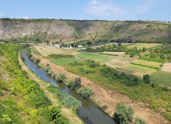 moldova/orhei-county/landmark/cave-monastery