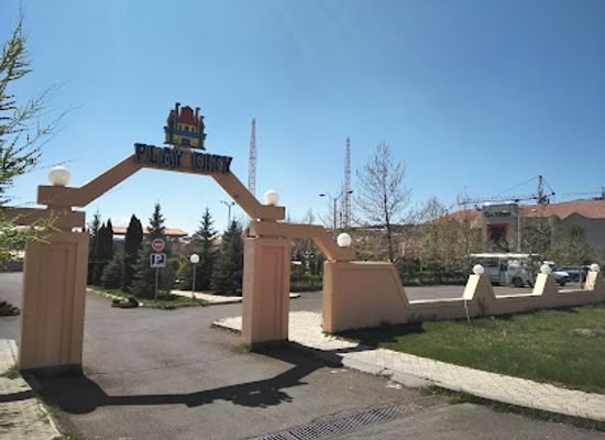 armenia/kotayk/landmark/play-city