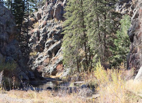 new-mexico/jemez-mountains/landmark/jemez-east-river-slot-canyon