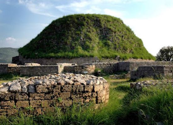 pakistan/pothohar-plateau/landmark/dharmarajika-stupa-and-monastery