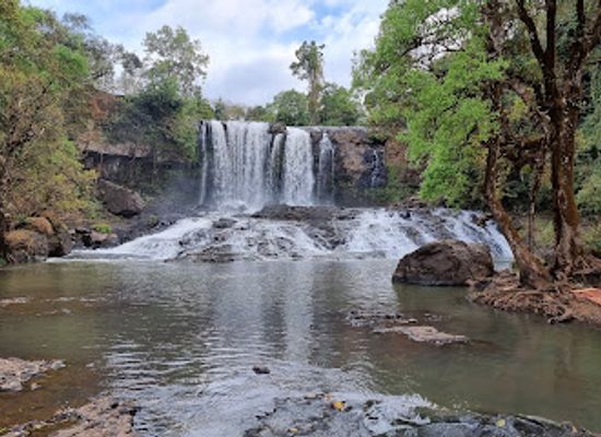 cambodia/mondulkiri/landmark/laeng-truk-waterfall