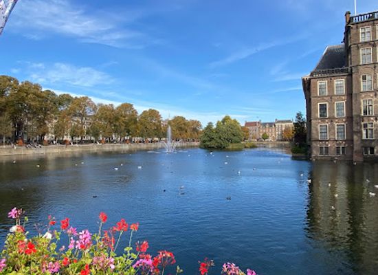 netherlands/zeeland/landmark/binnenhof