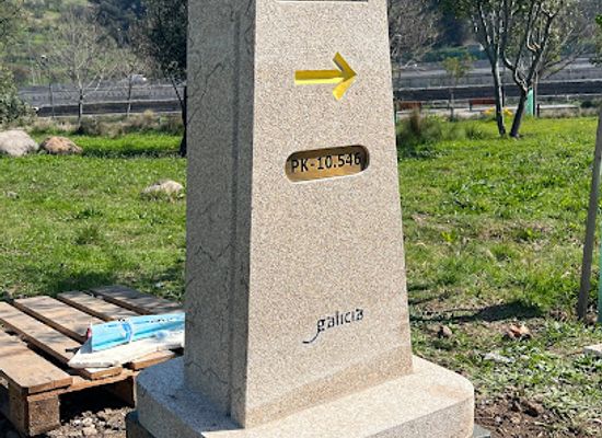 chile/metropolitan-region-of-santiago/landmark/hito-camino-de-santiago