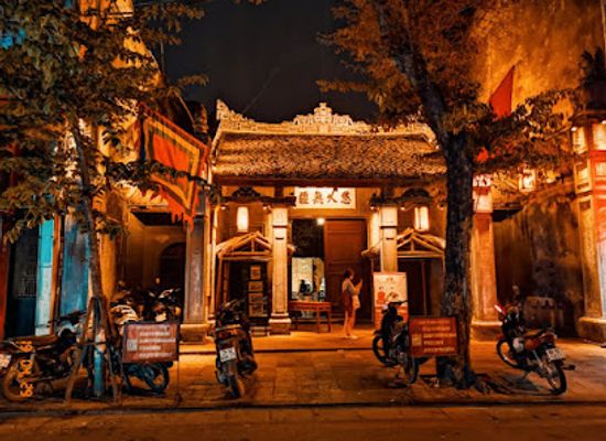 vietnam/hanoi/landmark/hang-bac-temple