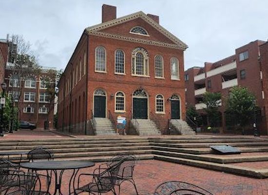 massachusetts/north-shore/landmark/old-town-hall