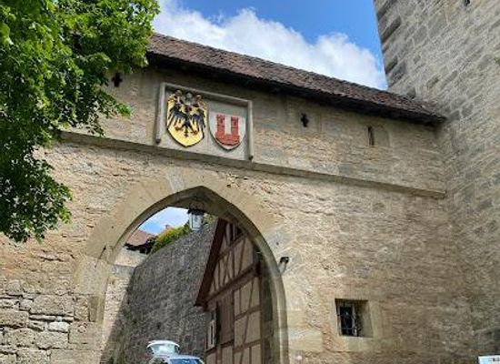 germany/rothenburg-ob-der-tauber/landmark/kobolzeller-vortor