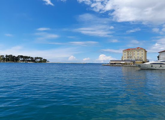 slovenia/portoroz/landmark/portoroz-strand