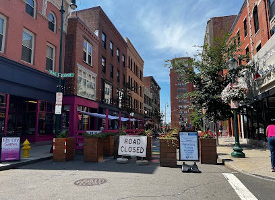 connecticut/central-connecticut/landmark/ninth-square-historic-district