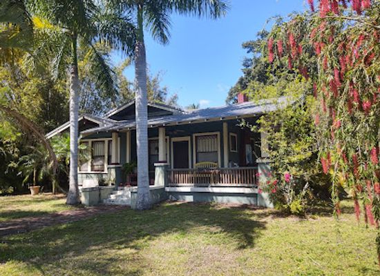 florida/southwest-florida/landmark/dean-park-historic-district