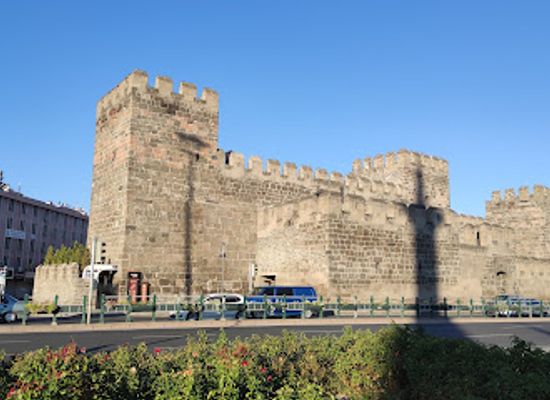 turkiye/troad/landmark/kayseri-castle