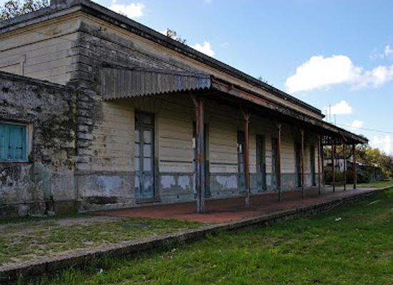 uruguay/colonia-del-sacramento/landmark/historical-colonia-railway-station