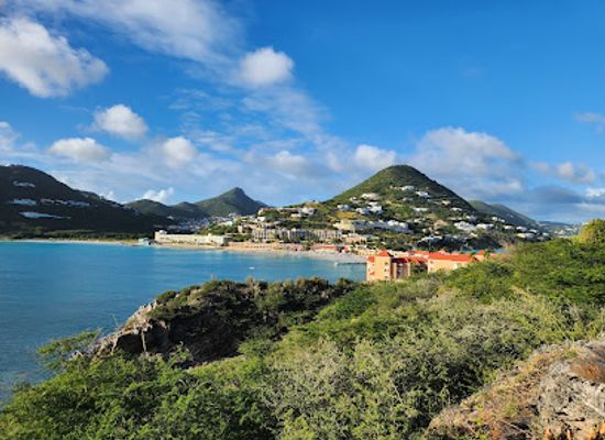 sint-maarten/middle-region/landmark/fort-amsterdam