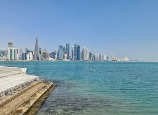 qatar/katara-cultural-village/landmark/doha-corniche-view-point