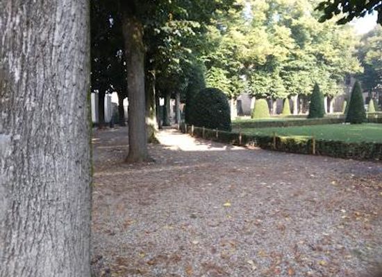 italy/emilia-romagna/landmark/piazza-lega-lombarda