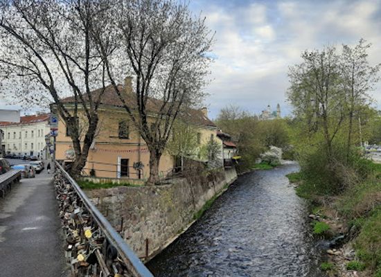 lithuania/vilnius/uzupis/landmark/bridge-of-uzupis