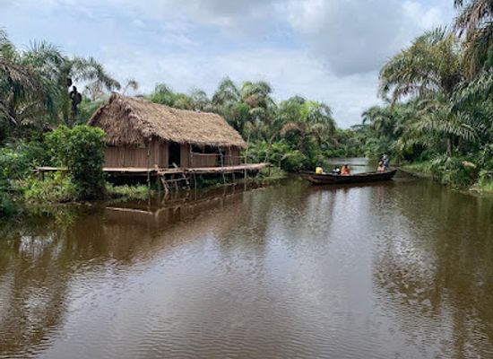 benin/ganvie-village/landmark/ganvie-tour-guide-in-benin