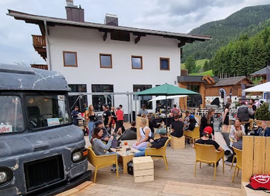 austria/saalbach-hinterglemm/landmark/the-skill-mountain-lodge-hostel-camping-stellplatz