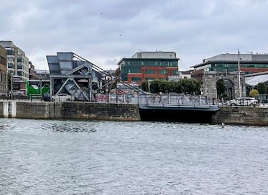ireland/county-dublin/landmark/scherzer-rolling-lift-bridges