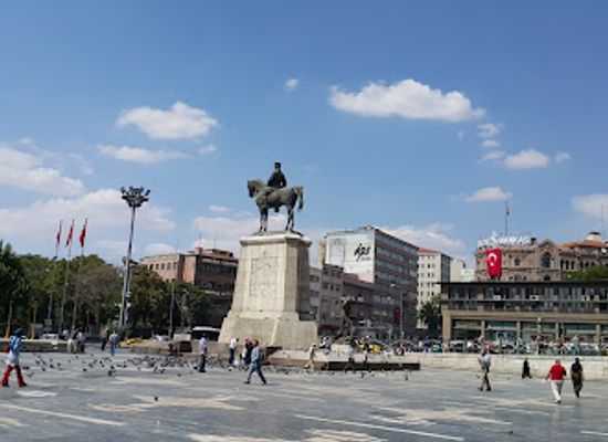 turkiye/ankara/bahcelievler/landmark/ataturk-statue
