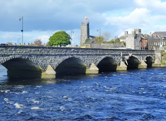 ireland/limerick/landmark/thomond-bridge