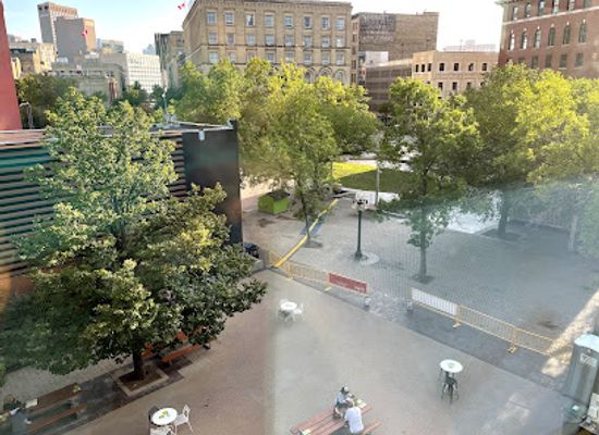 canada/winnipeg/exchange-district/landmark/exchange-district-biz