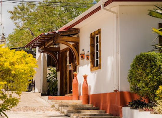 belize/mountain-pine-ridge/landmark/falling-leaves-lodge