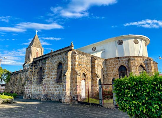 costa-rica/los-santos-region/landmark/catedral-de-puntarenas-sagrado-corazon-de-jesus