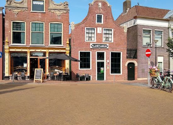 netherlands/west-friesland/landmark/eise-eisinga-planetarium