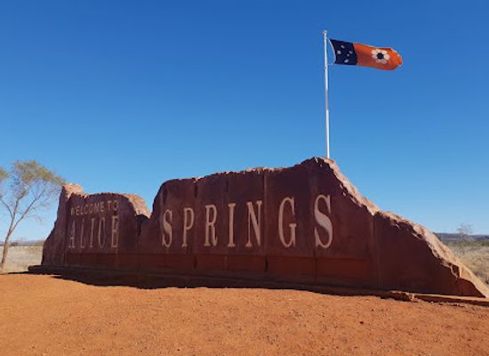 australia/red-centre/landmark/yeperenye-shopping-centre