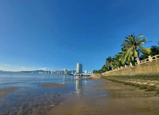 vietnam/nha-trang/tran-phu-beach/landmark/park-bridge-tran-phu