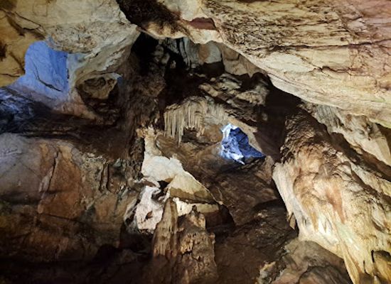 kosovo/podgur/landmark/shpella-e-radacit-cave