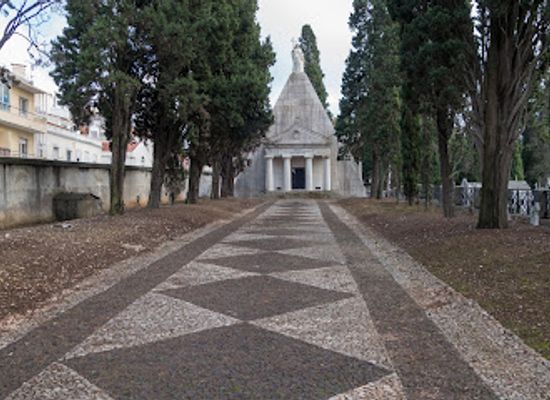 portugal/lisbon/landmark/tumulo-pedro-de-sousa-holstein