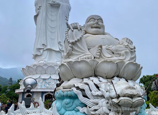 vietnam/da-nang/landmark/lady-buddha