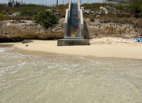 aruba/san-nicolas/landmark/stairs-into-the-sea