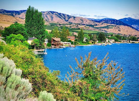 washington/lake-chelan/landmark/lake-chelan-legend-pullout