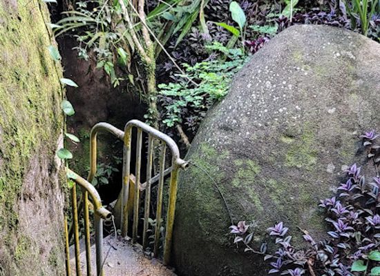 puerto-rico/el-yunque-national-forest/landmark/parque-ceremonial-la-cueva-del-indio